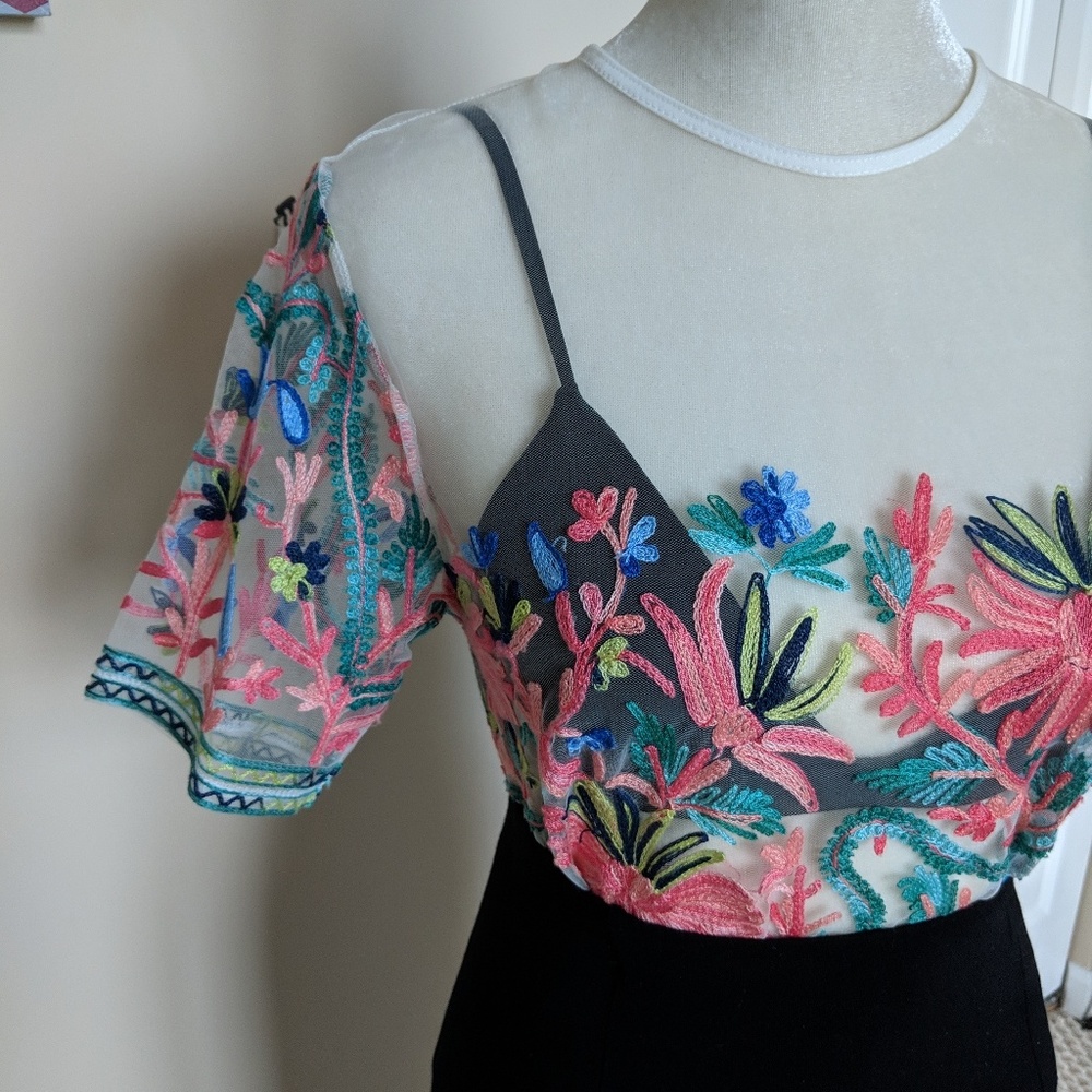 Embroidered Top - Picture 4 of 7